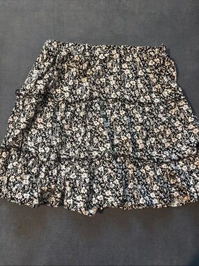 Floral Tiered Mini Skirt - Black & White